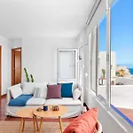 Canary Casita Next To The Atlantic Ocean