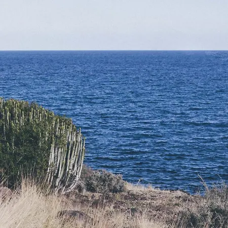 Canary Casita Next To The Atlantic Ocean
